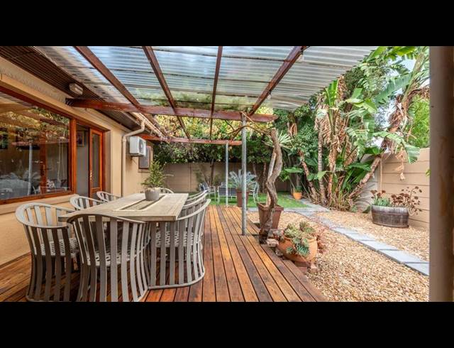 5 BEDROOM HOUSE FOR SALE IN BOSTON